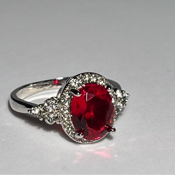Elegant Ruby Ring - Picture 6 of 11